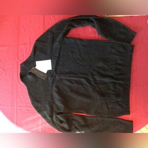 Magaschoni authentic cashmere black sweater